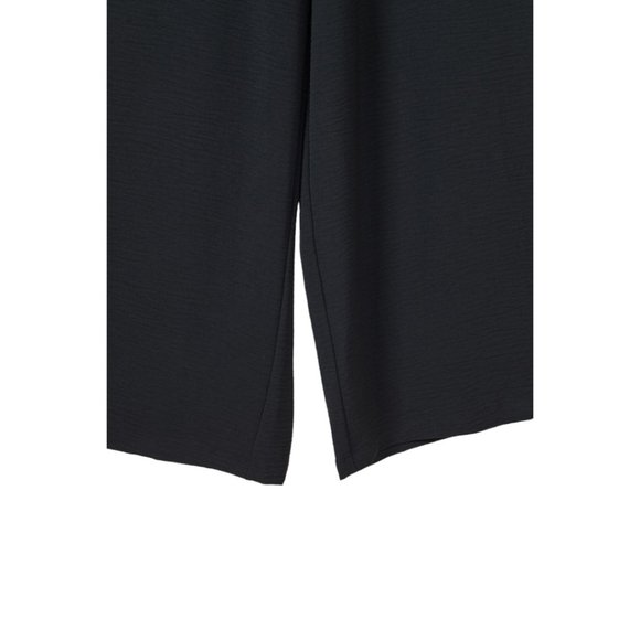 Black Smocked Sleeveless Wide Leg Jumpsuit with Pockets - Picture 13 of 16